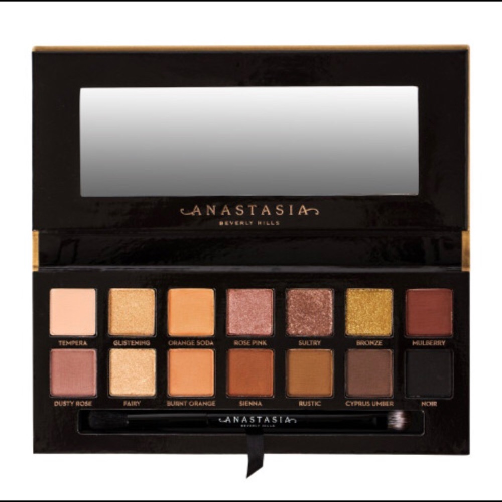 Make up pallet